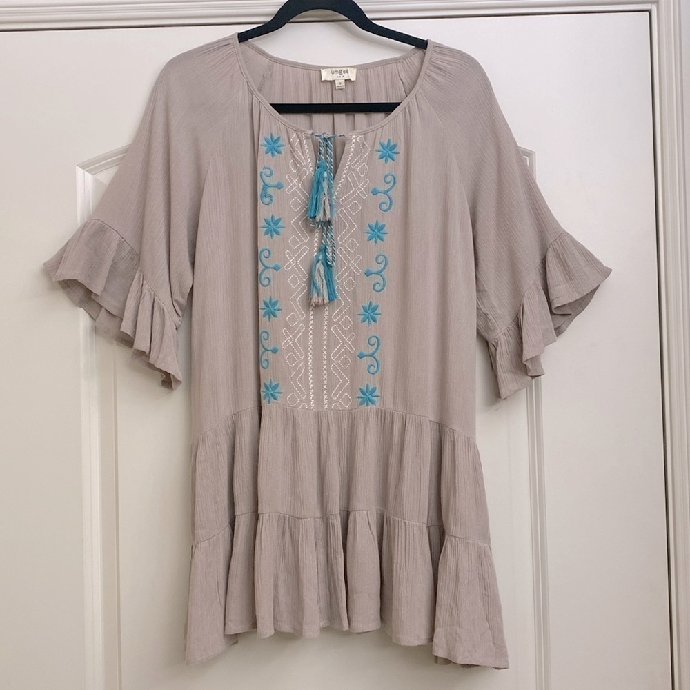 Umgee Embroidered Blouse tunic shirt Womens S Bohemian tiered bell sleeve Beach